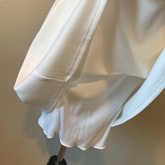 Stunning Black and Off White Dress Size 5/6 - Picture 6 of 6